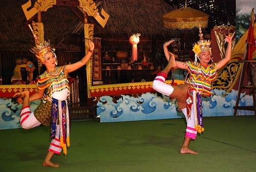 Múa cổ truyềnThái Lan